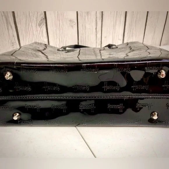 🔵 SALE TODAY ONLY Harrods of London Black Glossy Logo-Tote Bag. - Picture 3 of 5